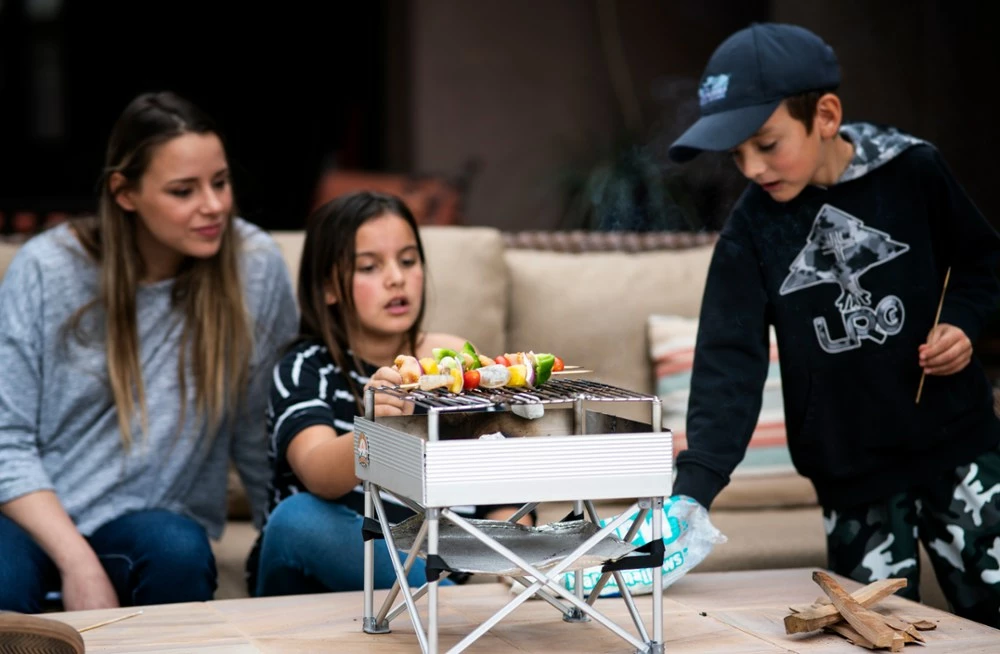 FIRESIDE OUTDOOR Trailblazer Fire Pit and Grill - Image 9